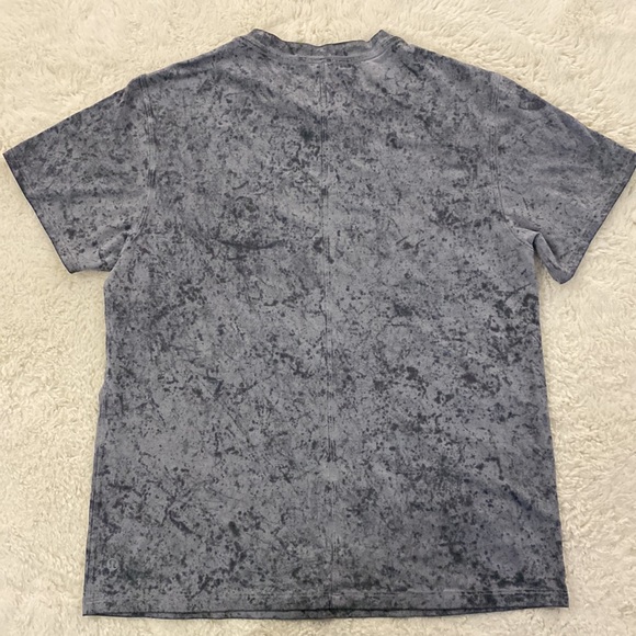 ❤️ Lululemon All Yours Boyfriend Tee Wash Size 4 NWT - Picture 2 of 6